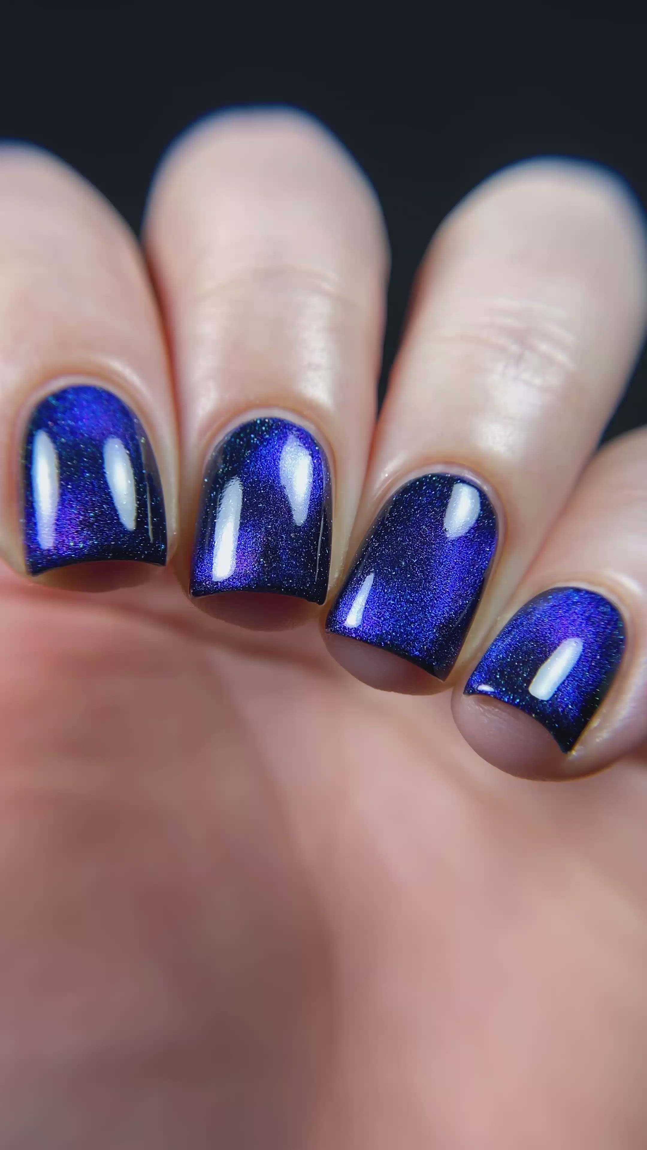 Neptune - Magnetic Holographic Nail Polish by Starrily - The