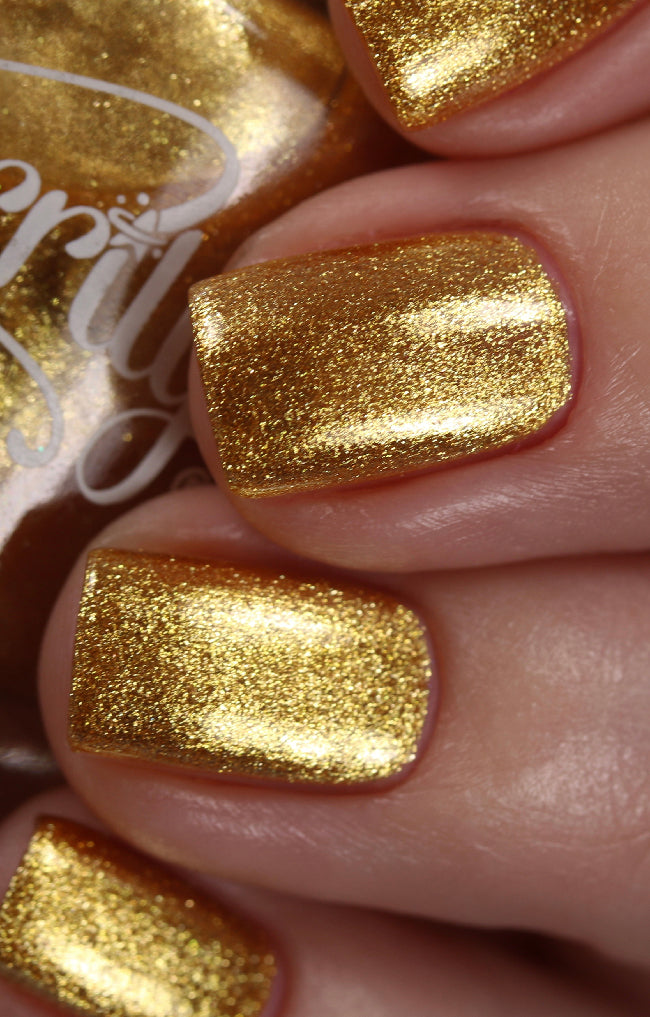 These Are The Best Gold Nail Polishes For Luxe Nails