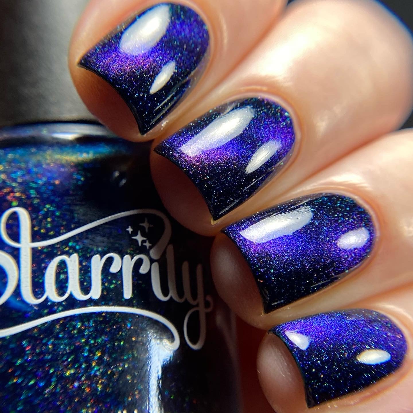 Neptune - Magnetic Holographic Nail Polish by Starrily - The